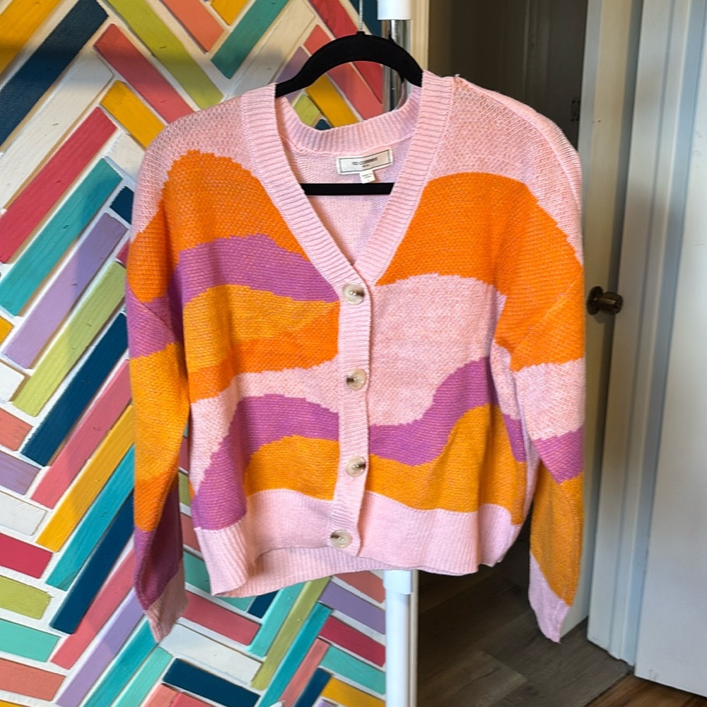 Trendy color block cardigan.